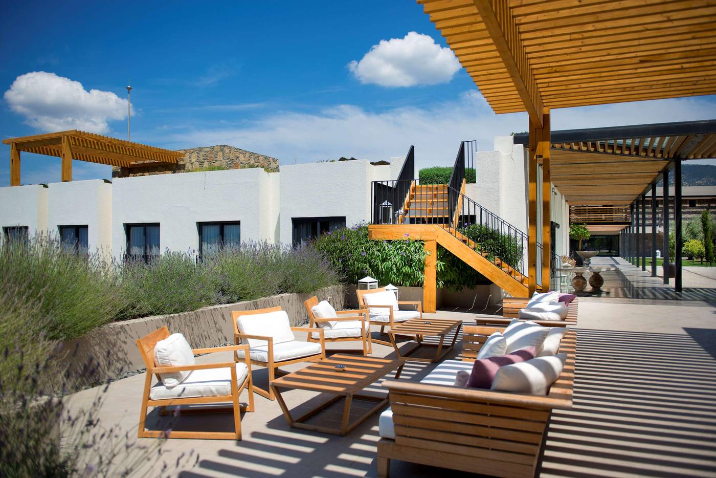 Ramada-Resort-Bodrum-Bar-21