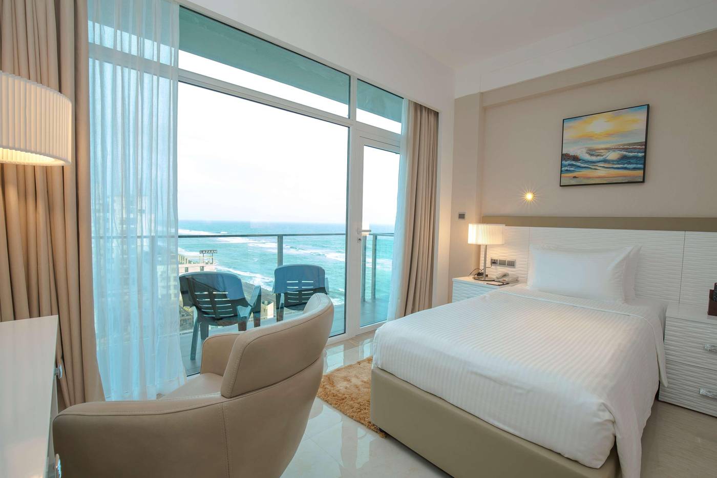 Marino-Beach-Colombo-Room-36