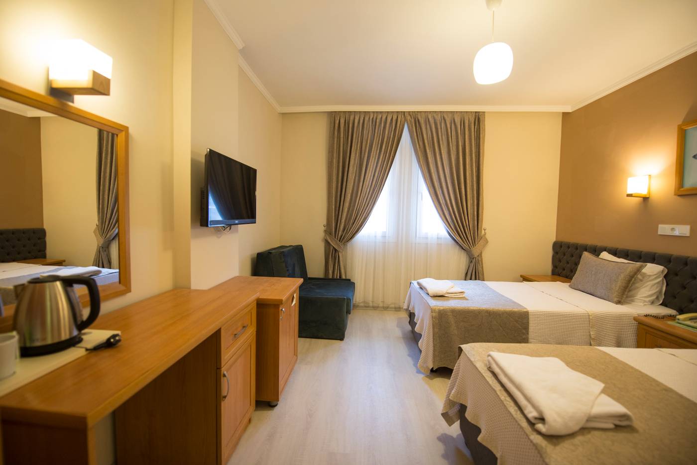 Tonoz-Beach-Hotel-Room-30