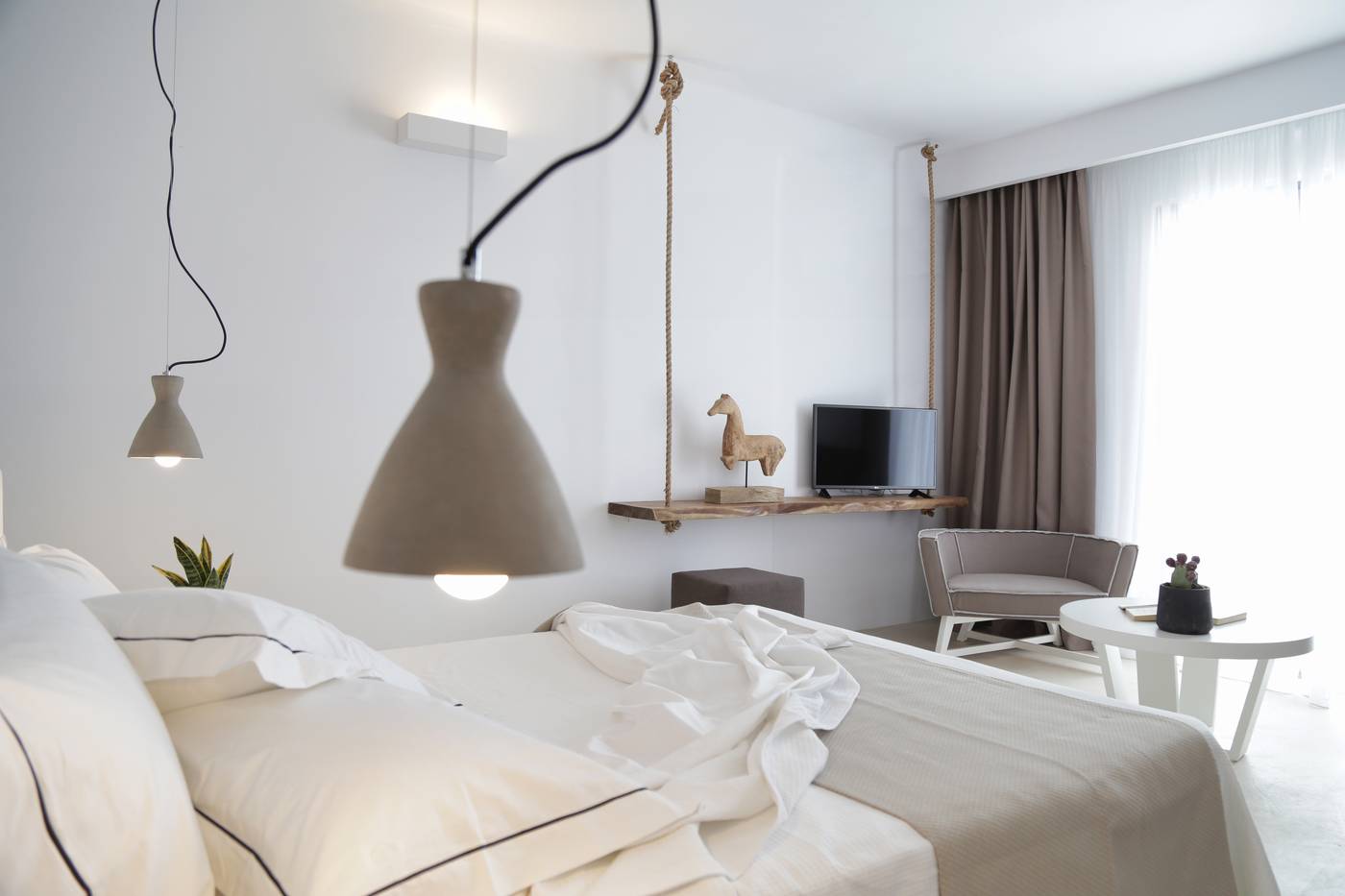 Livin-Mykonos-Hotel-Room-28