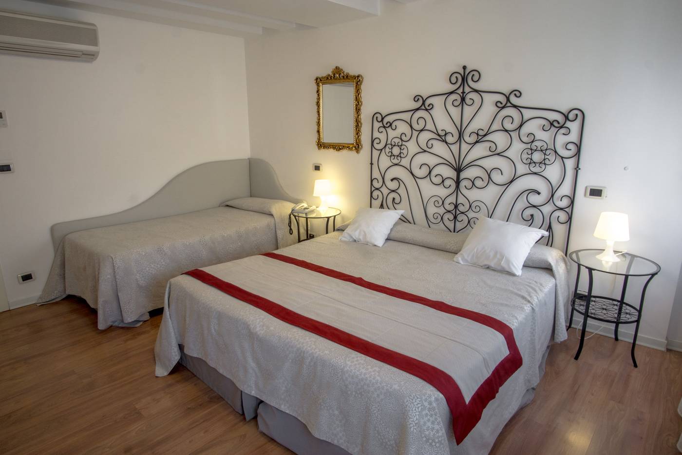 Antigo-Trovatore-Room-21