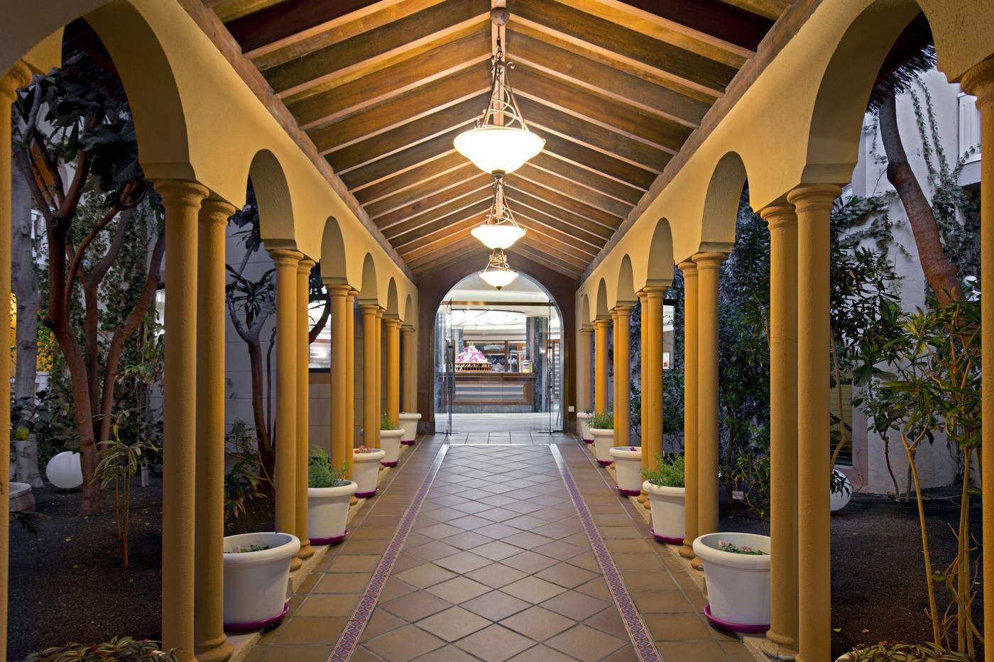 Elba-Lucia-Sport---Suite-Hotel-General-view-41