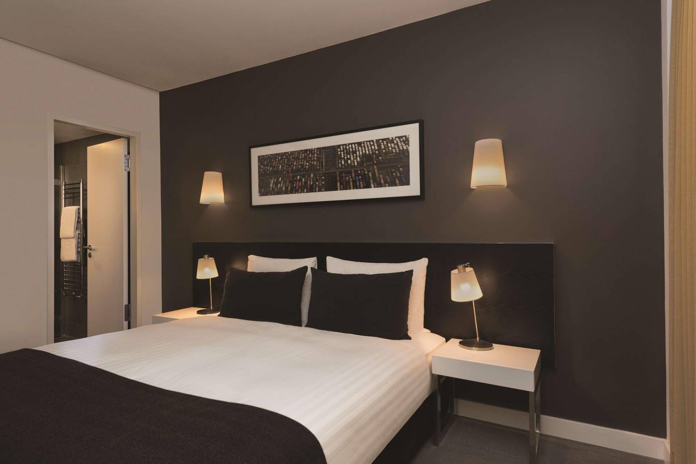 Adina-Apartment-Hackescher-Markt-Room-38