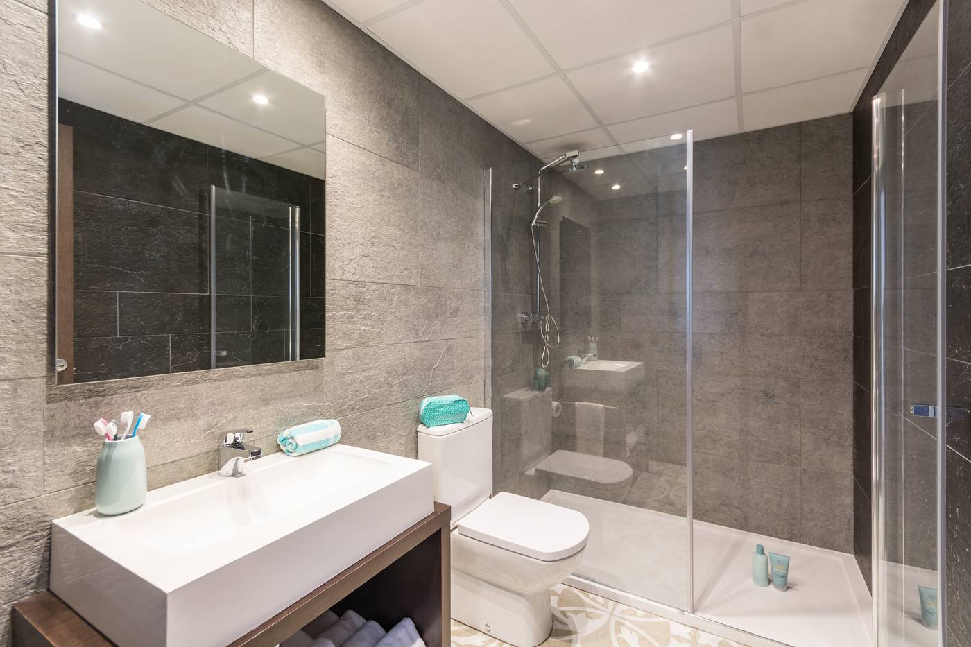 Pierre---Vacances-Blanes-Playa-Room-23