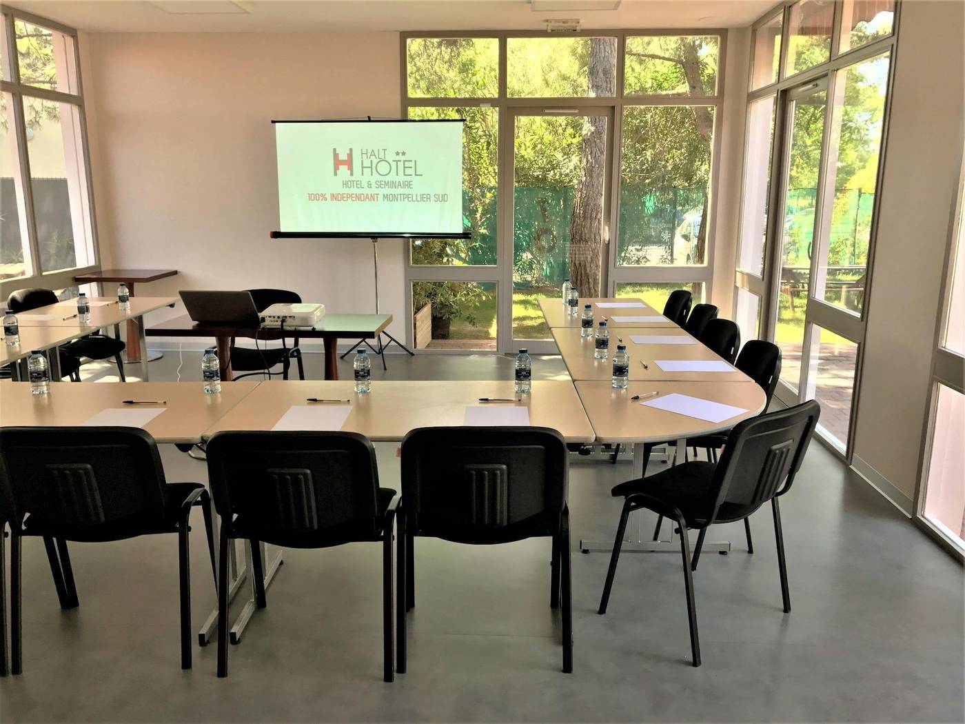 HALT HOTEL - Choisissez l'Hôtellerie Indépendant - France - LATTES - Conferences - 9