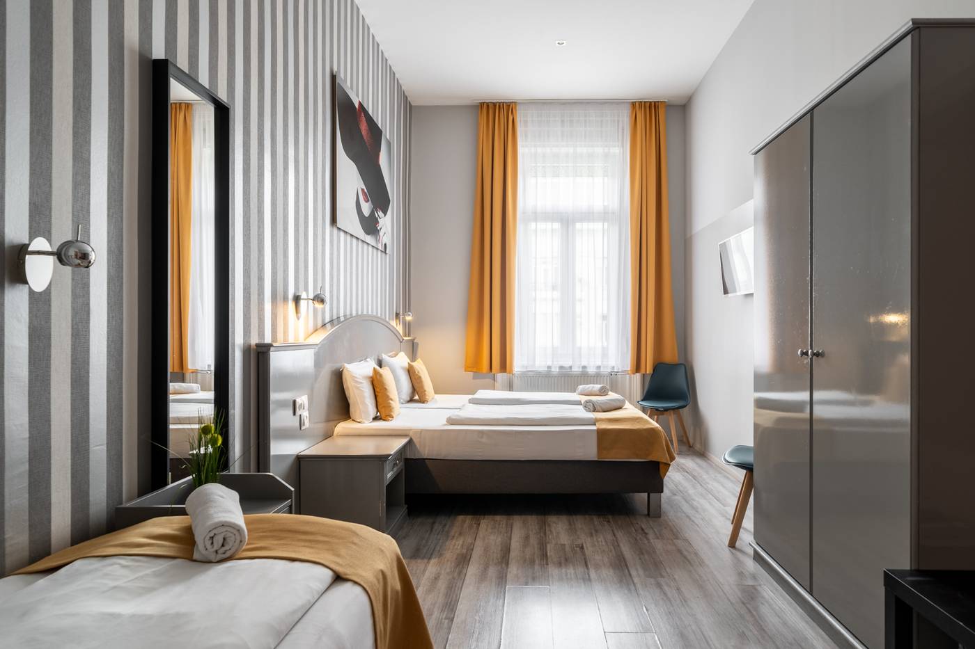 Full-Moon-Budapest-Room-22