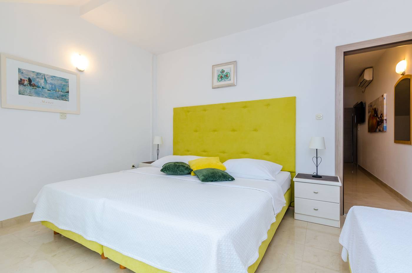 Apartments-Sandito-Room-9