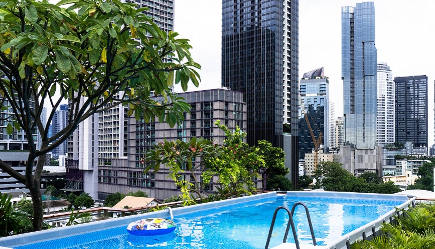 karaarom-Hotel-Pool-1