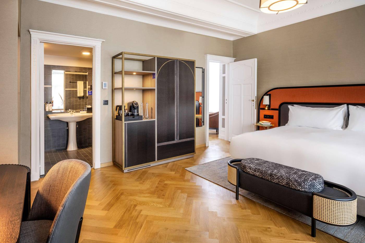 DoubleTree-by-Hilton-Brussels-City--Belgium-Room-6