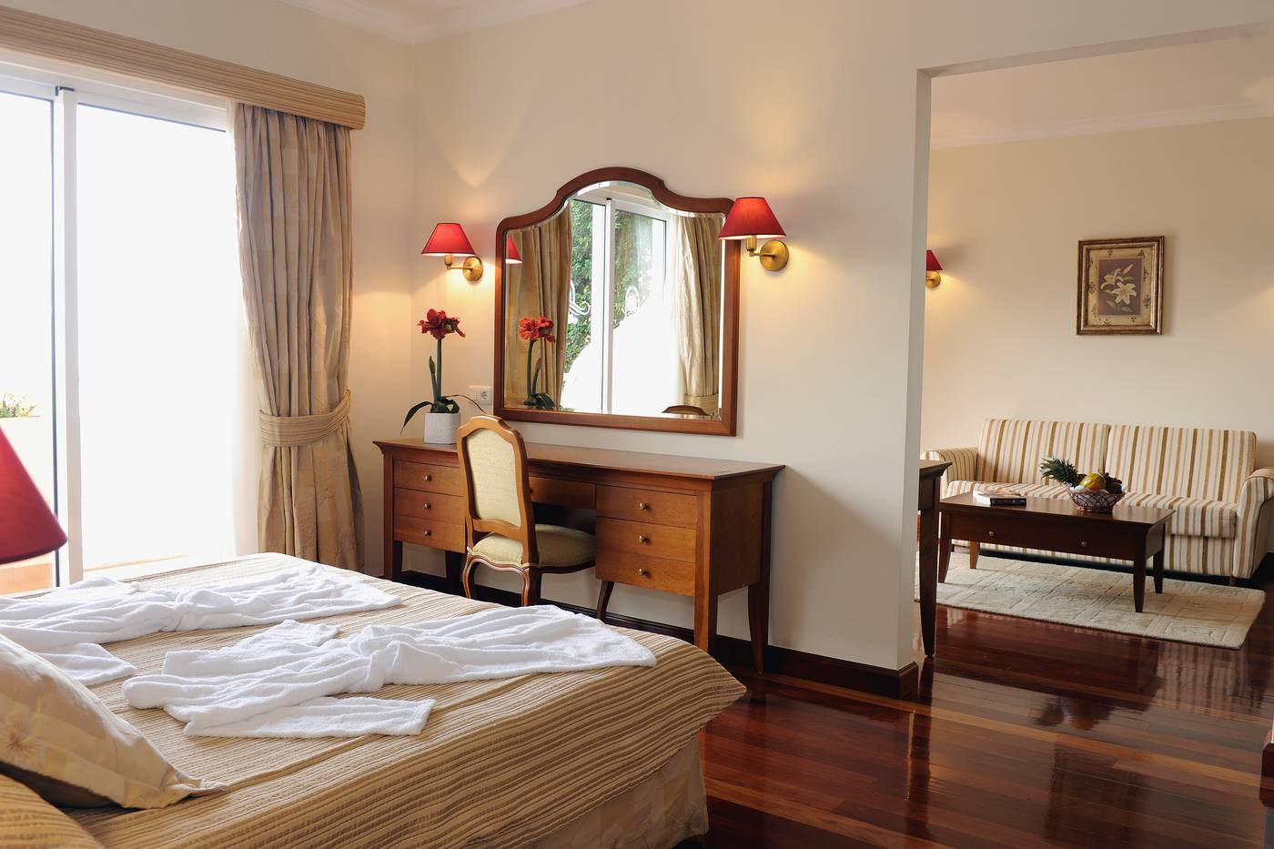 Ocean-Gardens-Room-22