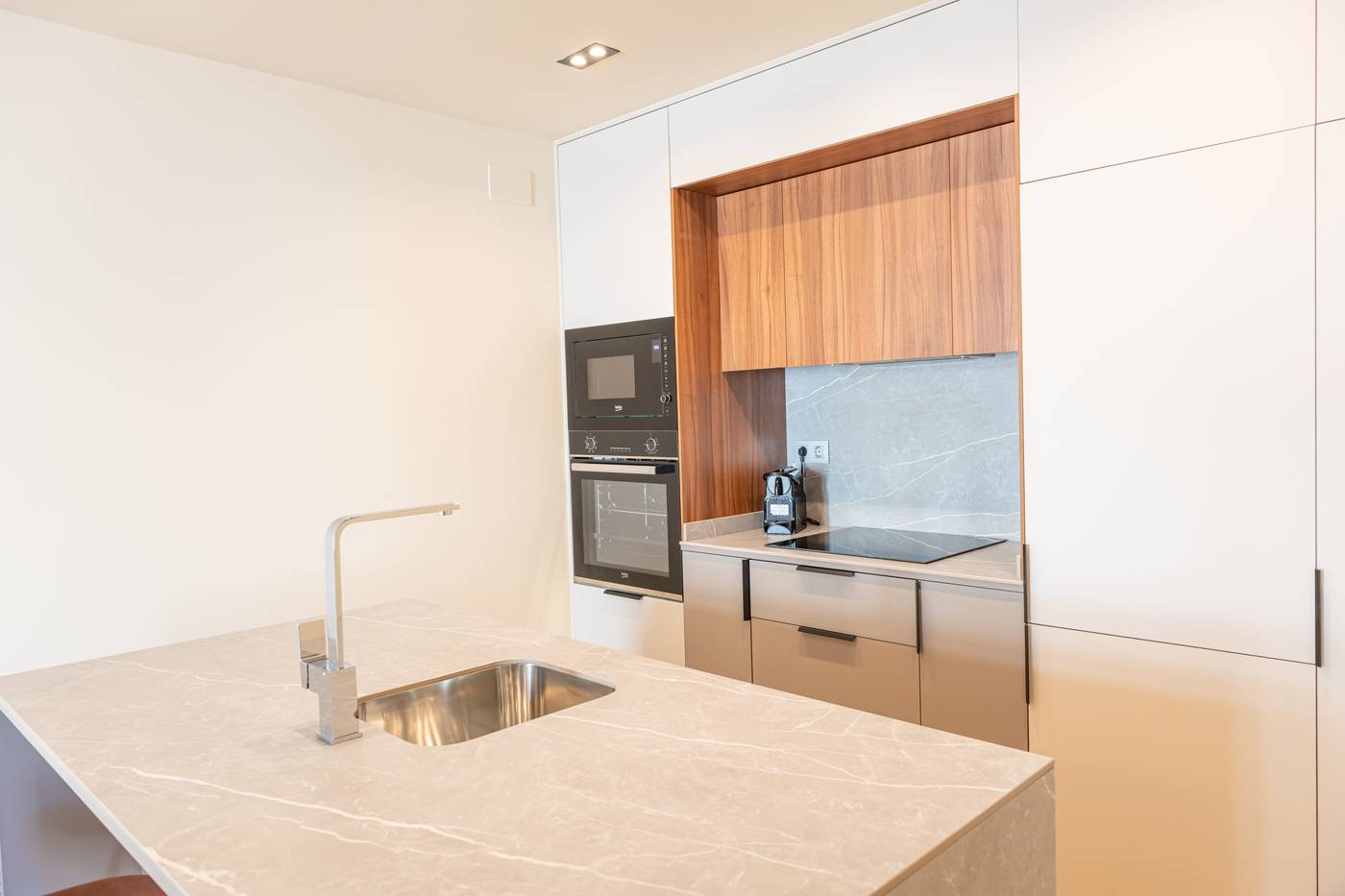 Pueblo-Evita-Club-Room-44