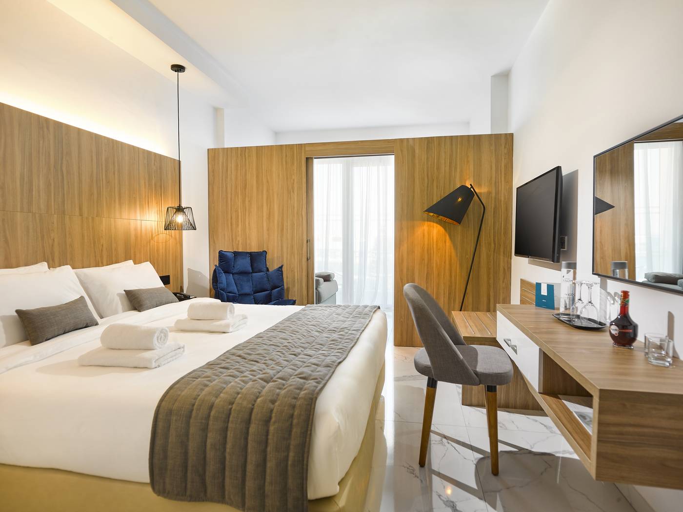 The-Blue-Ivy-Hotel-Room-19