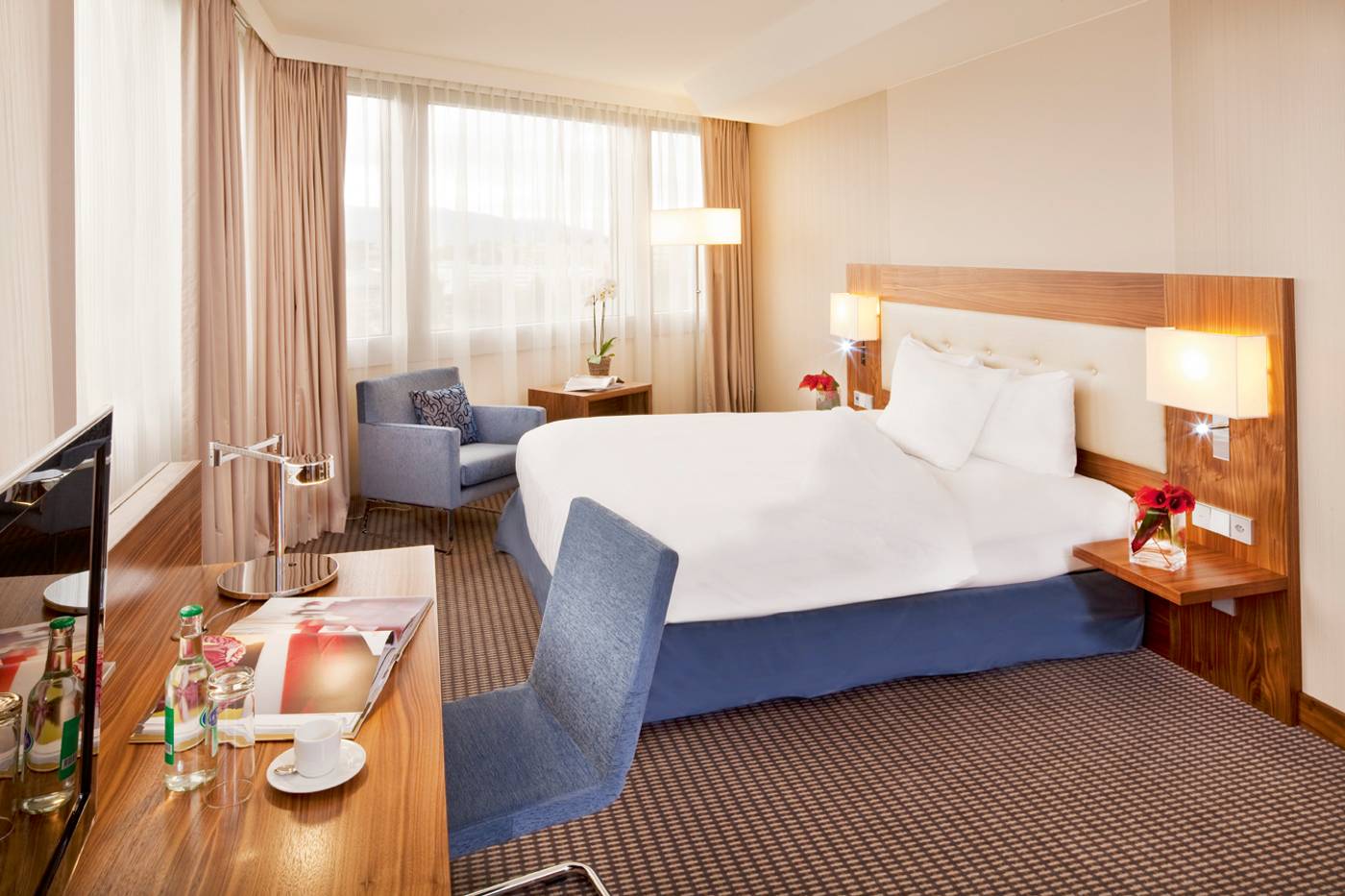 Movenpick-Hotel-And-Casino-Geneva-Room-20