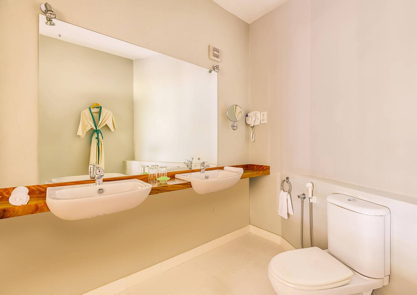 Mermaid-Hotel---Club-Room-24