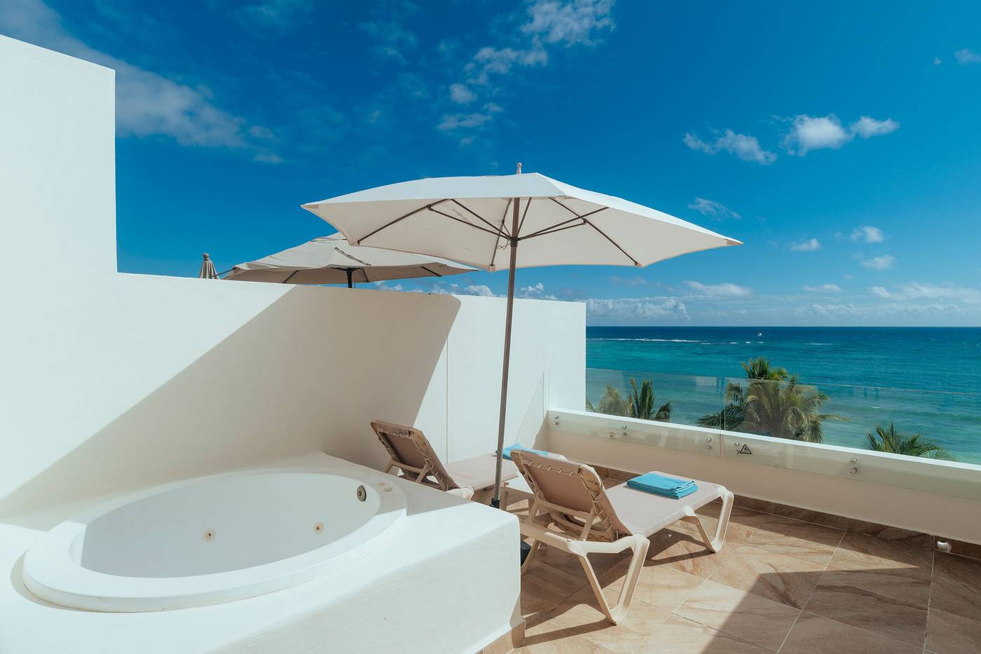 Akumal-Bay-Beach---Wellness-Resort-Room-45