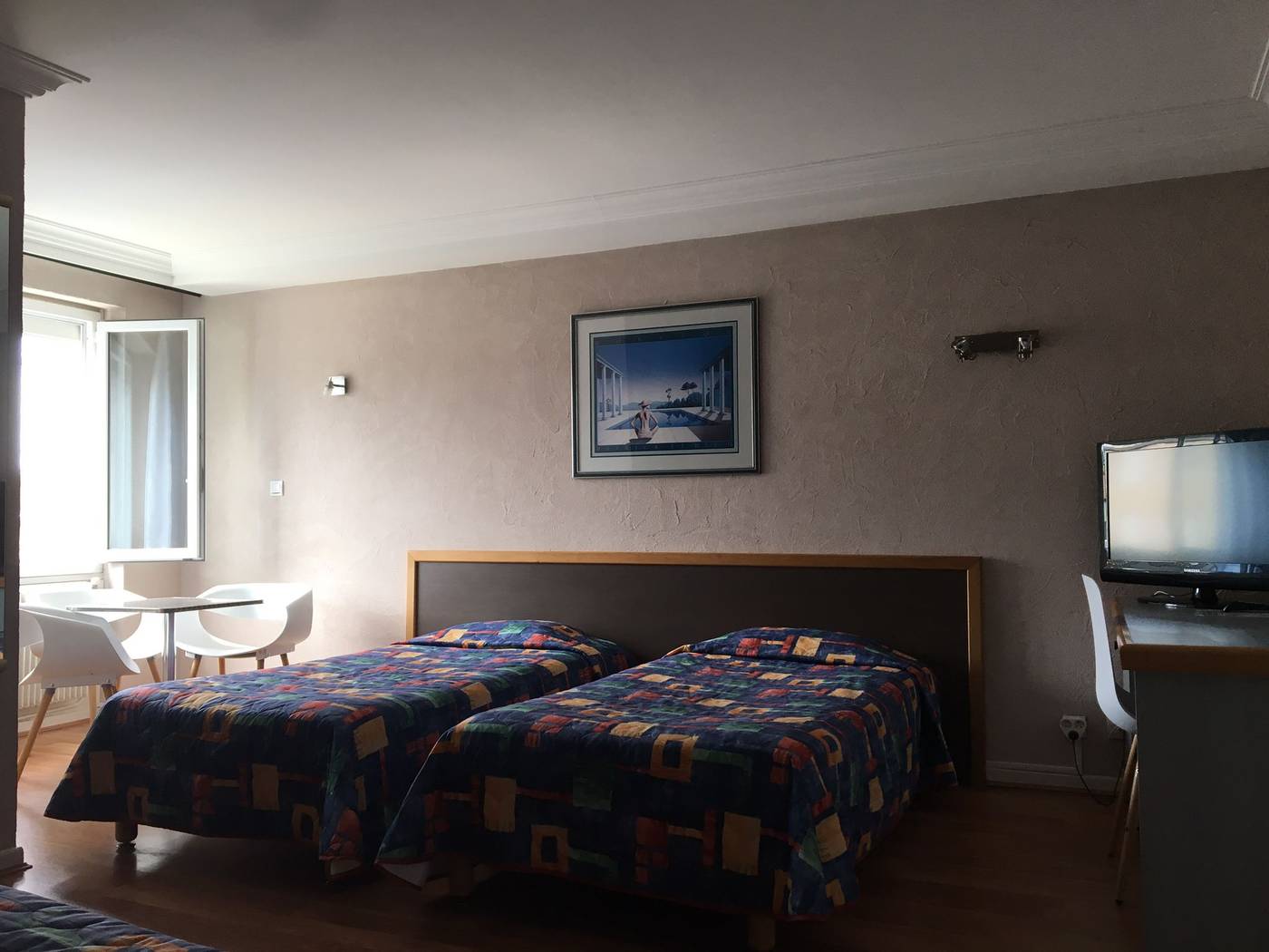 Hotel Val de Saone Lyon Caluire Rilleux - France - SATHONAY CAMP - Room - 5