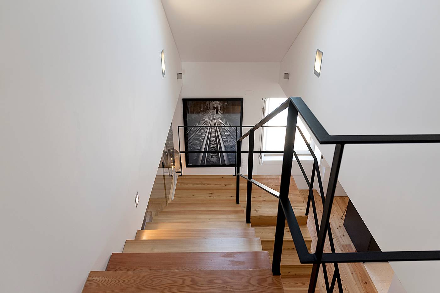 Flora-Chiado-Apartments-Room-13