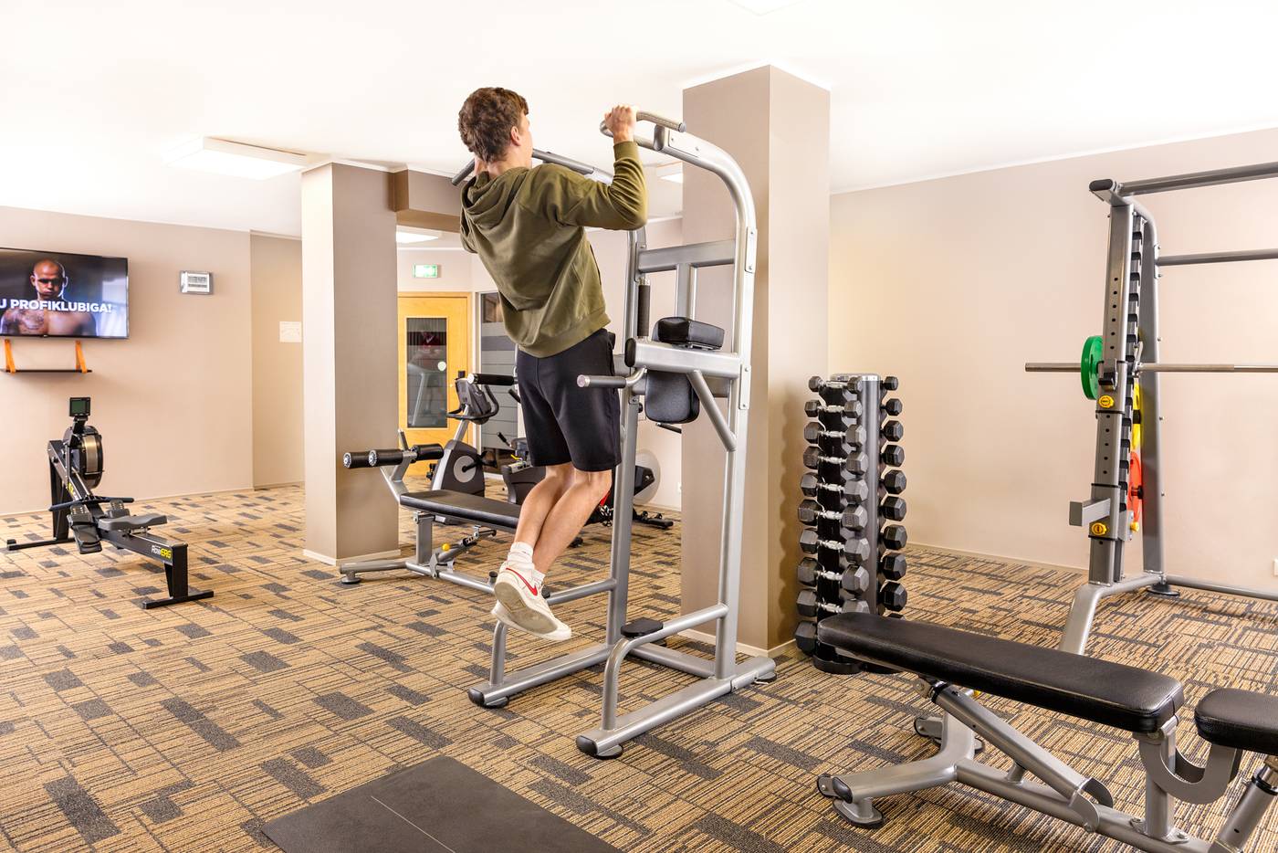 Metropol-Hotel-Sports-and-Entertainment-32