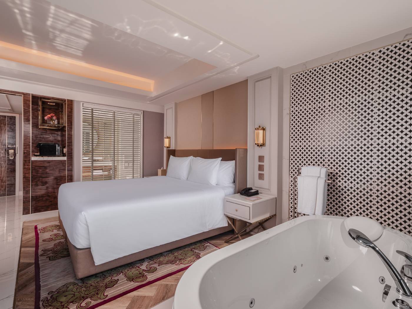 Aira-Hotel-Bangkok-Room-48