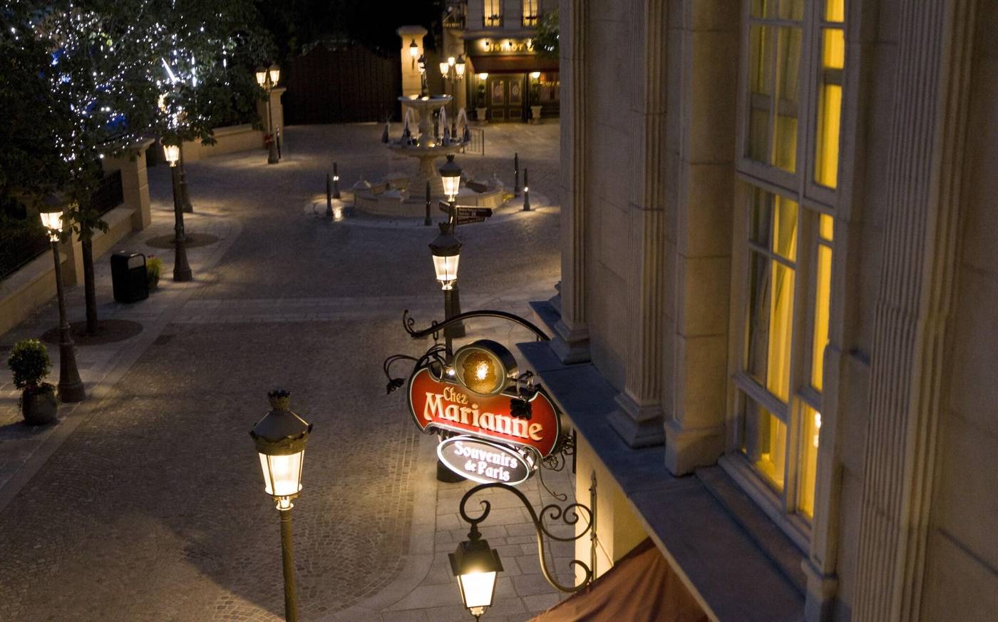 Disney-s-Hotel-New-York-General-view-19