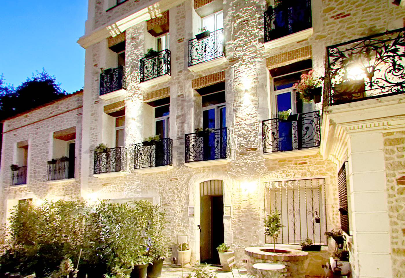 Appart Hotel Spa Perpignan-France-Perpignan-General view-4