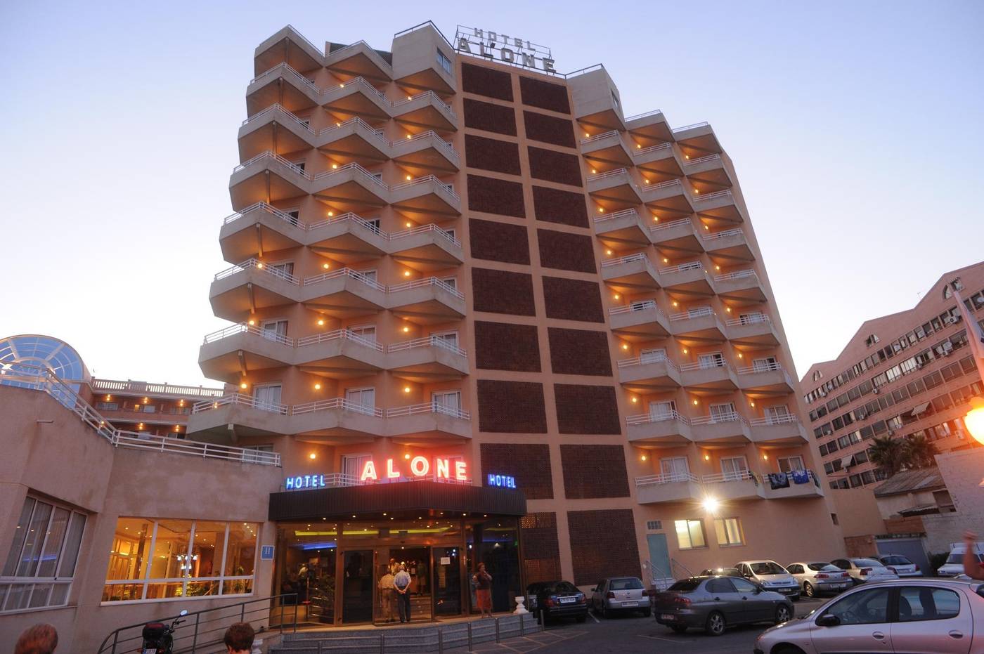 Alone-General-view-5