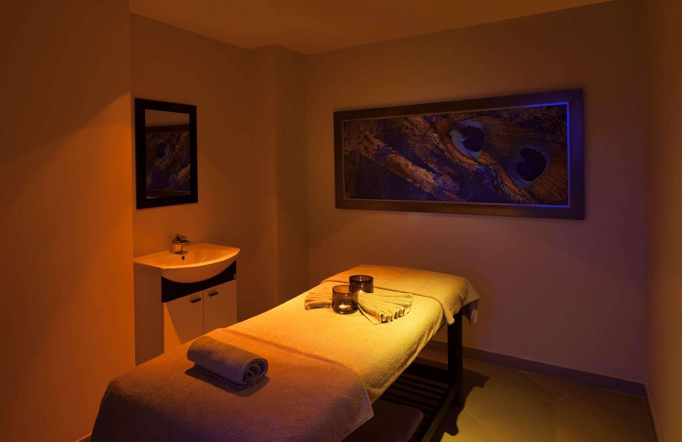 Doubletree-By-Hilton-Istanbul-Sirkeci-General-view-65