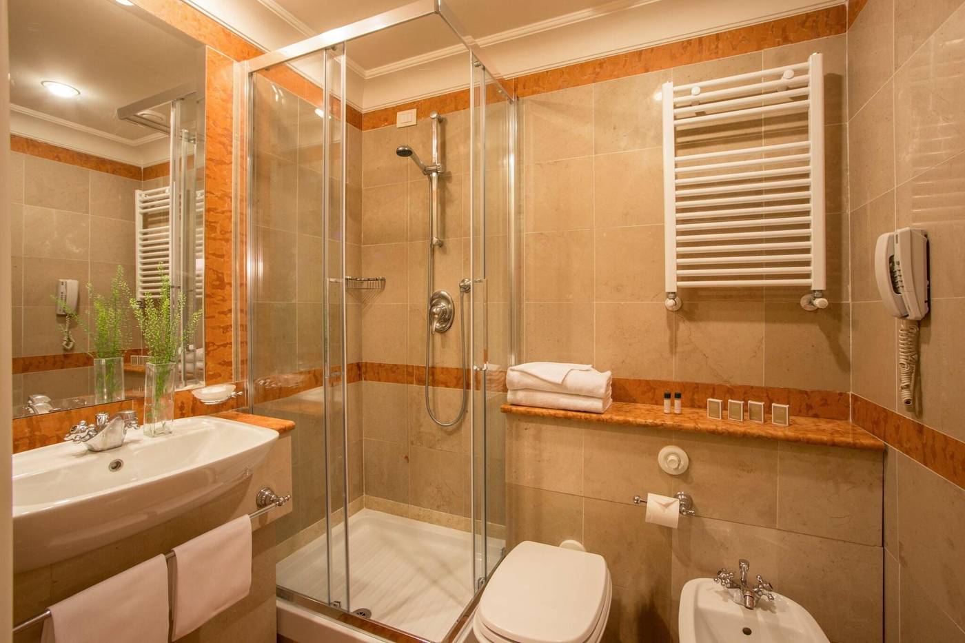 Cristoforo-Colombo-Room-23