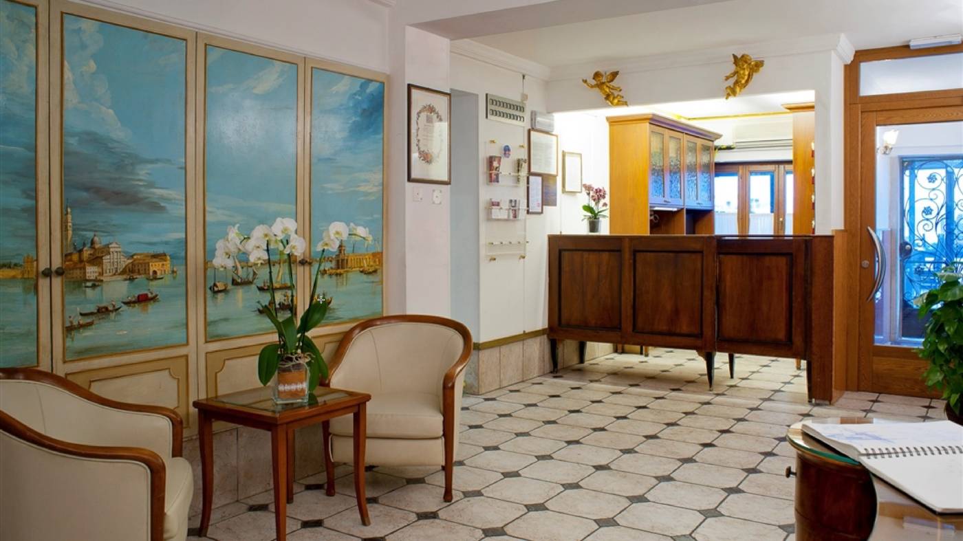 Pensione-Wildner-Lobby-1