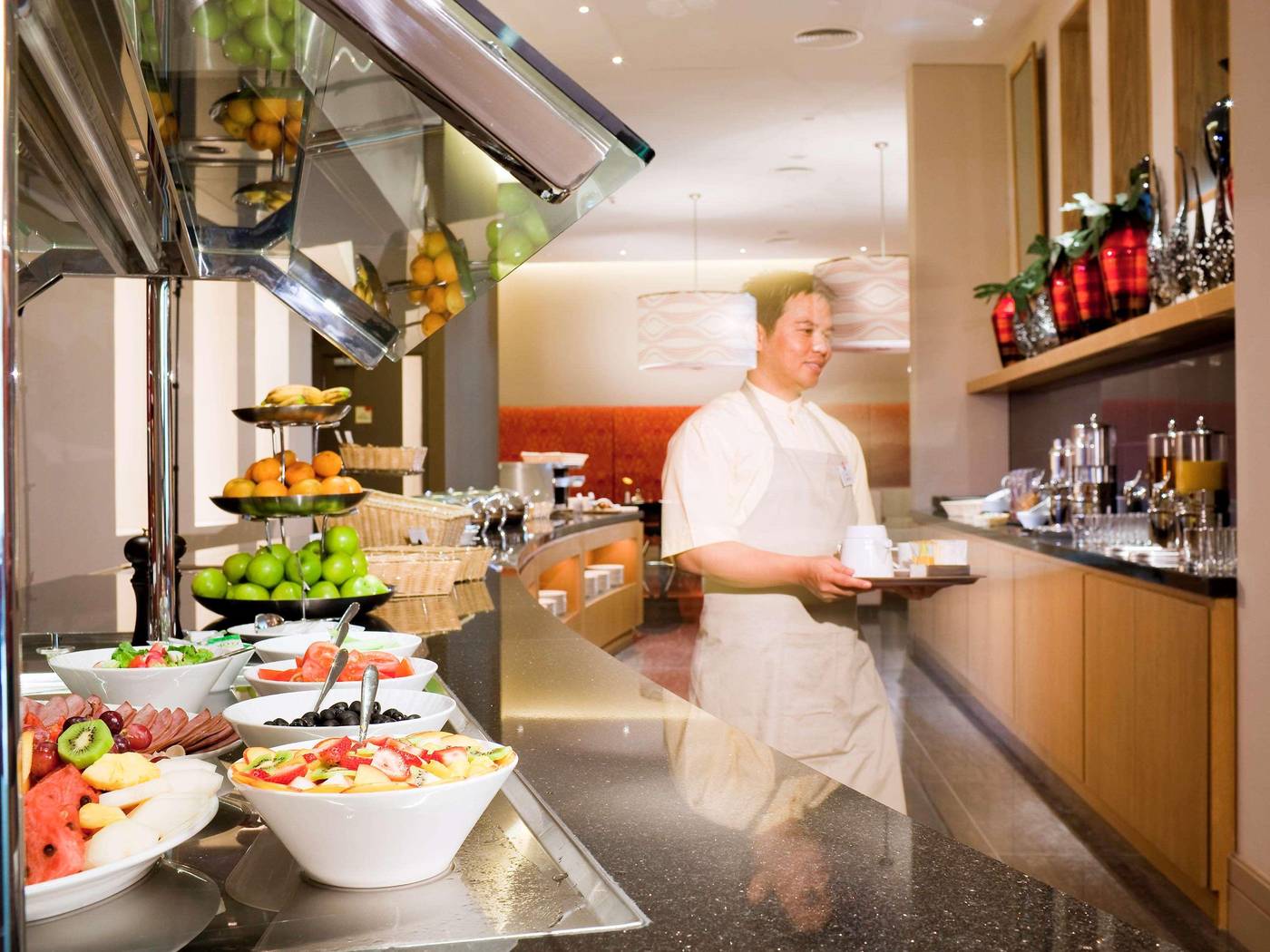 Novotel-Suites-Mall-Avenue-Dubai-Restaurant-29