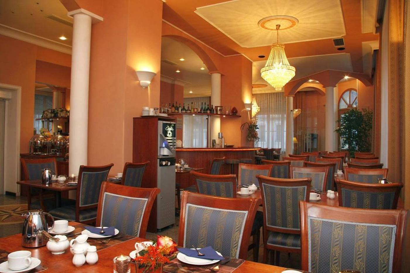 Apartment Hotel Kral-Germany-ERLANGEN -General view-3