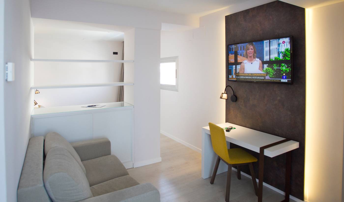 Benidorm-Centre---Adults-Recommended-Room-13