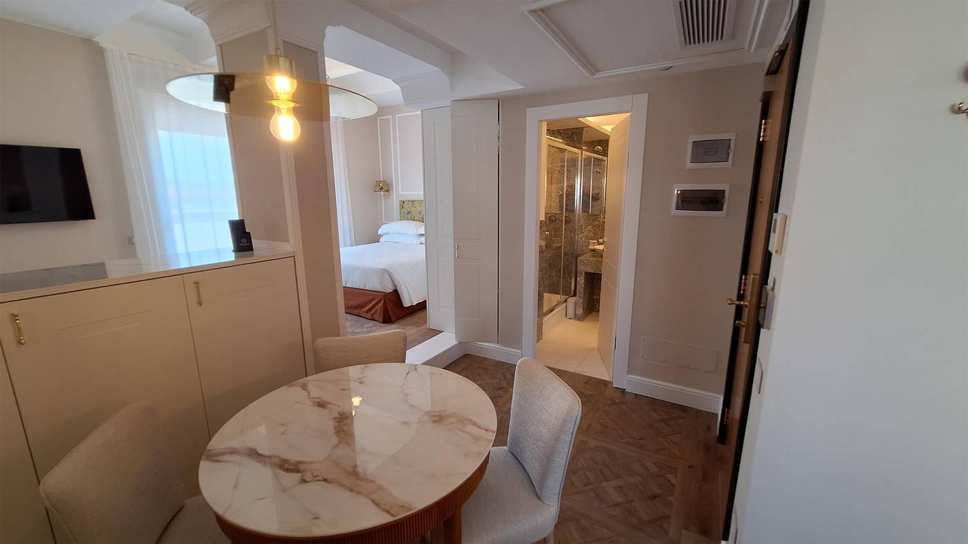 BEST-WESTERN-Hotel-Rivoli-Room-45