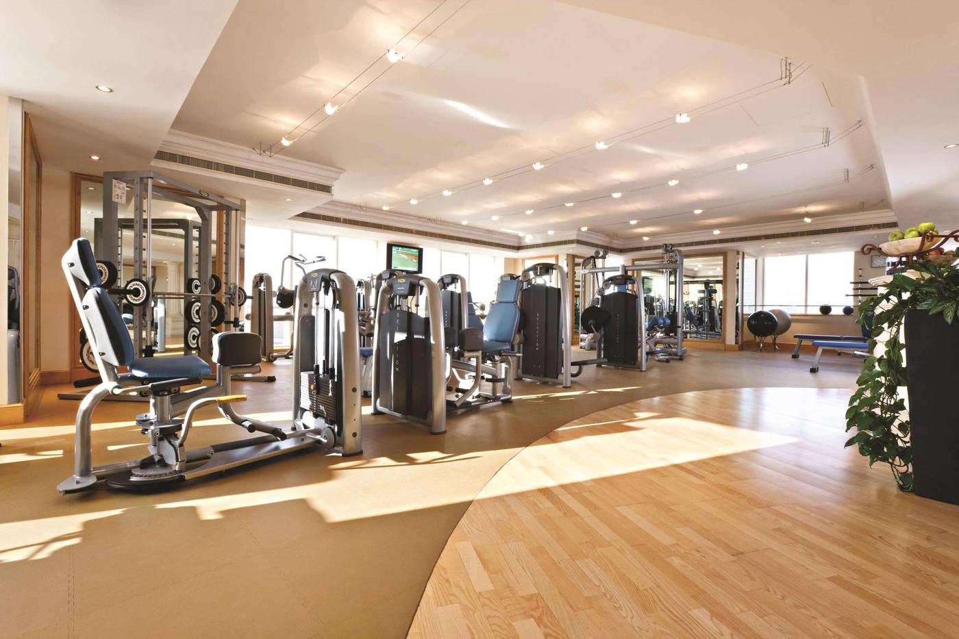 Fairmont-Dubai-Sports-and-Entertainment-50