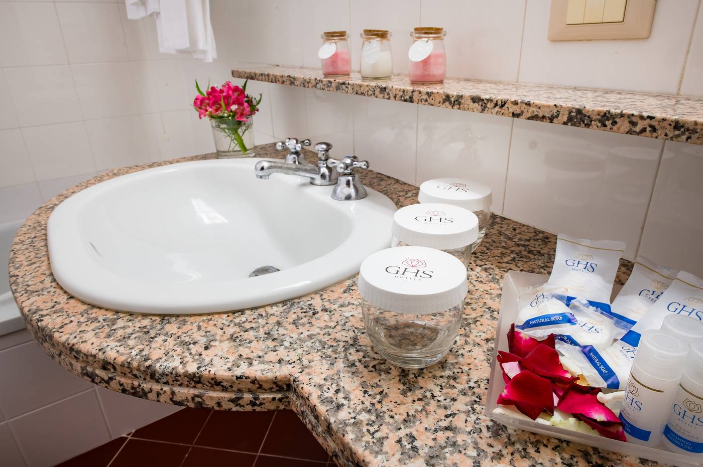 Astoria-Palace-Hotel-Room-34