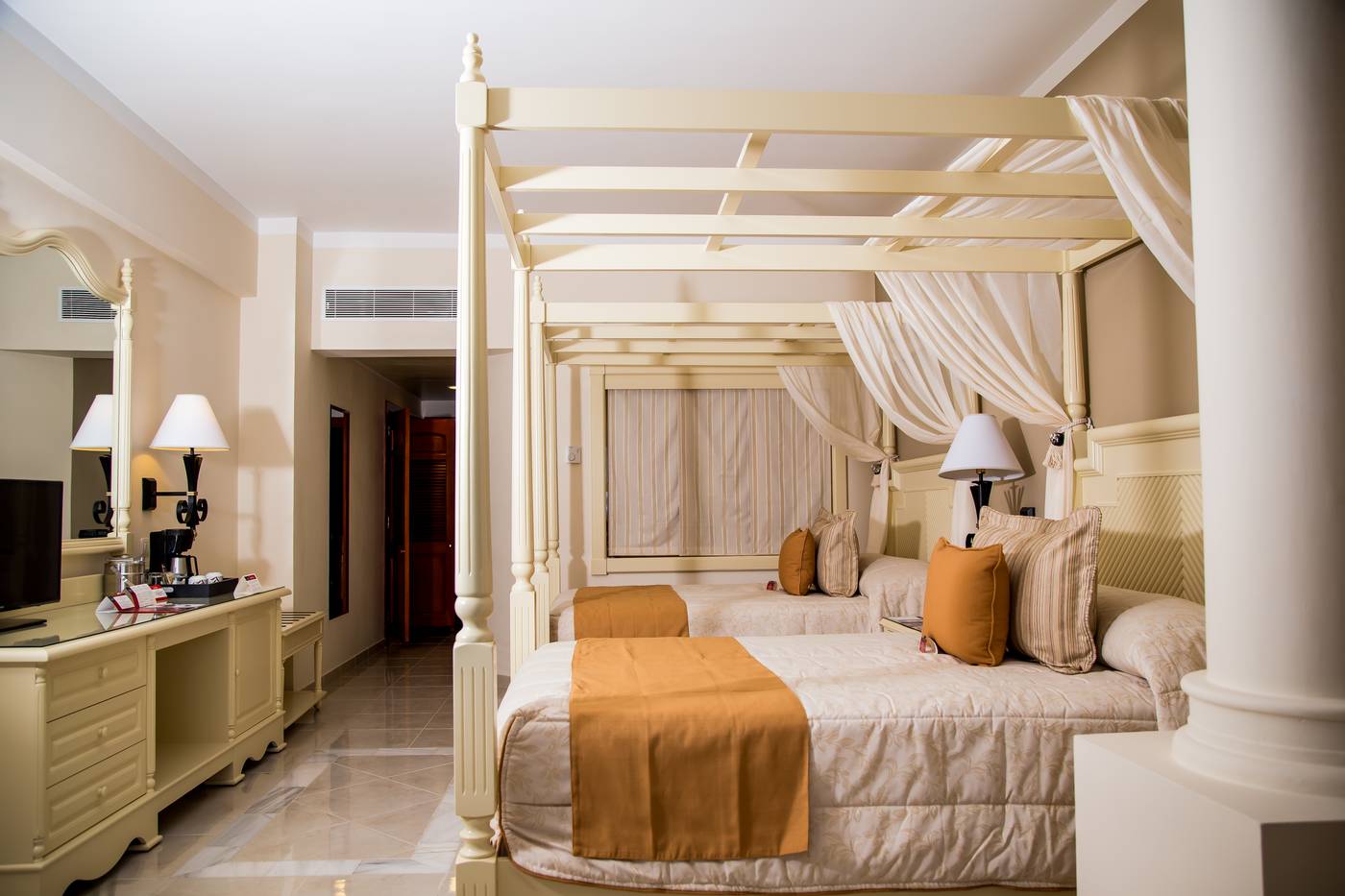 Luxury-Bahia-Principe-Runaway-Bay-All-Inclusive-Adults-Only-Room-32