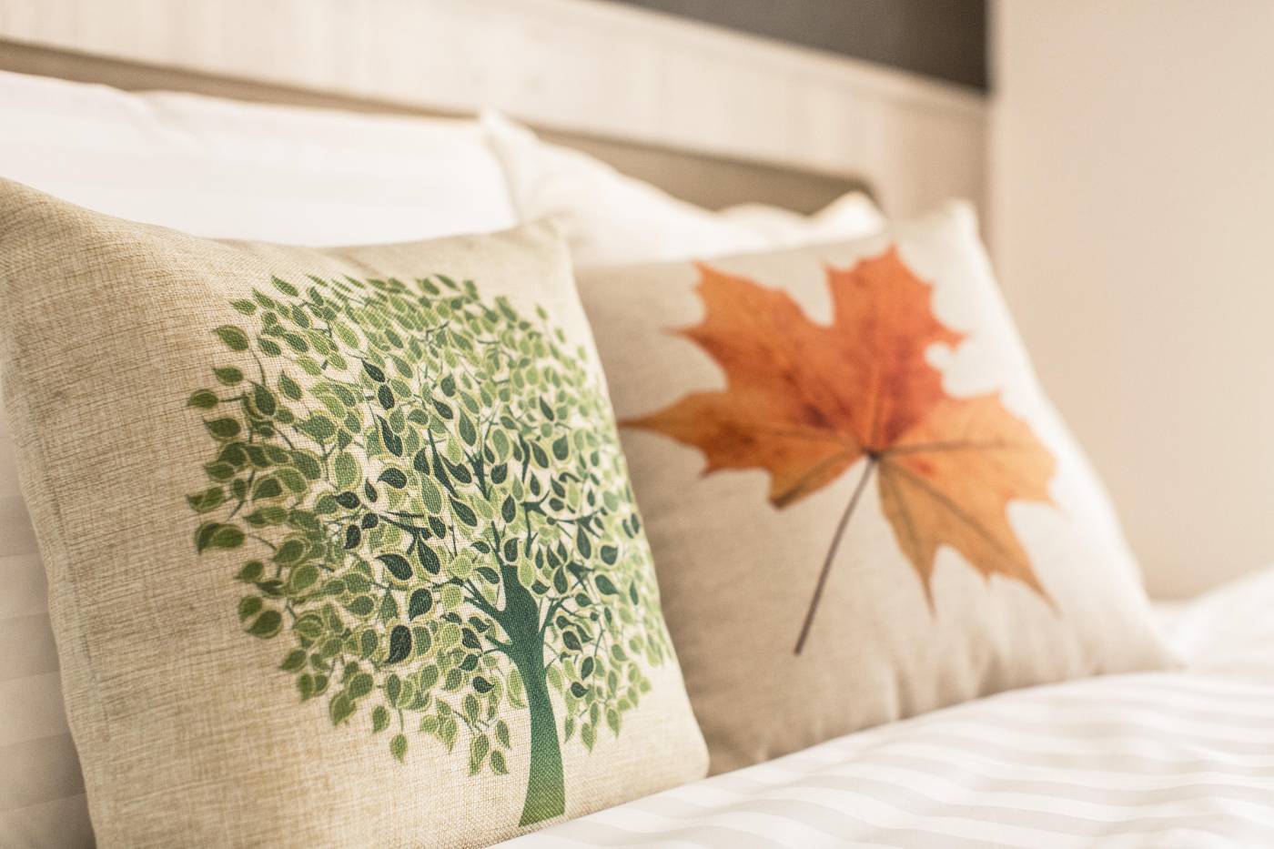 Stanford-Hillview-Room-28