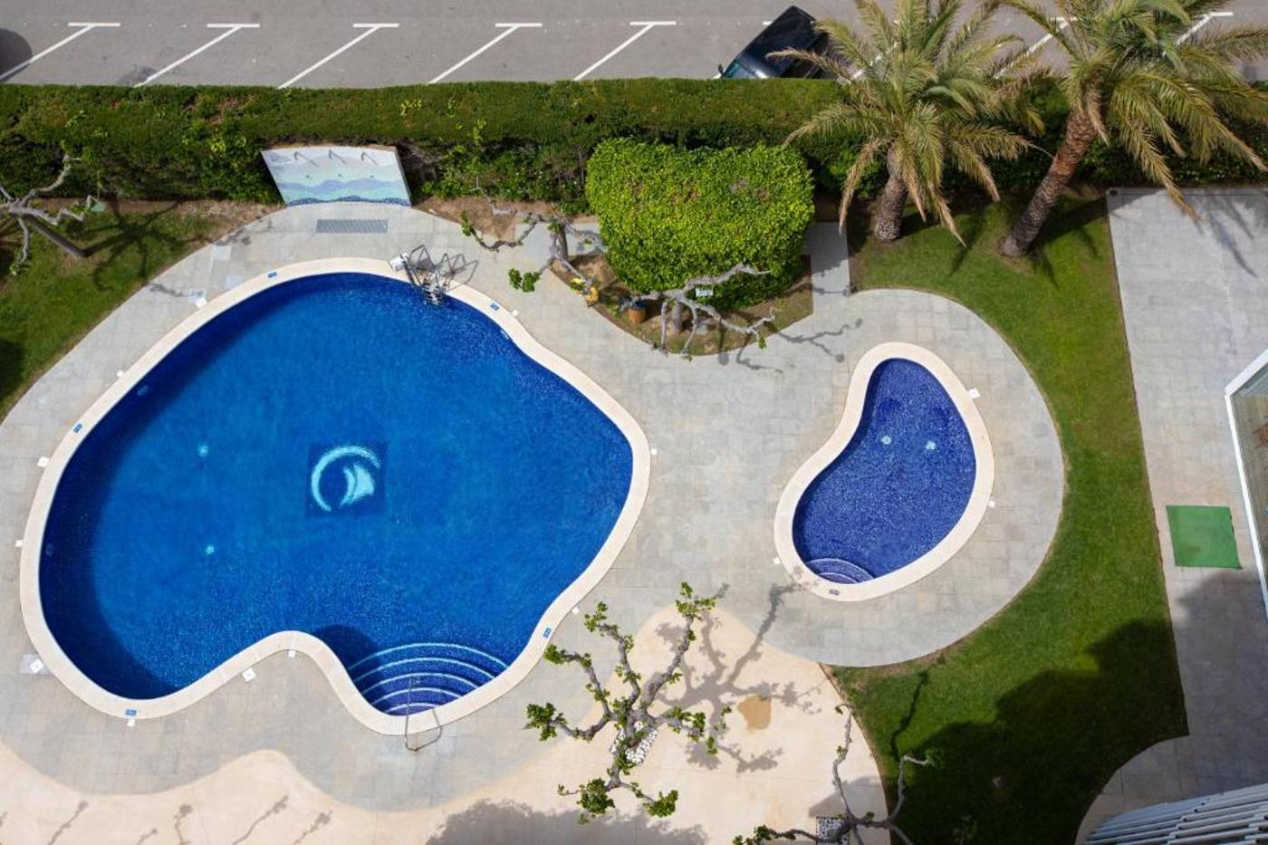 Prestige-Victoria-Pool-10