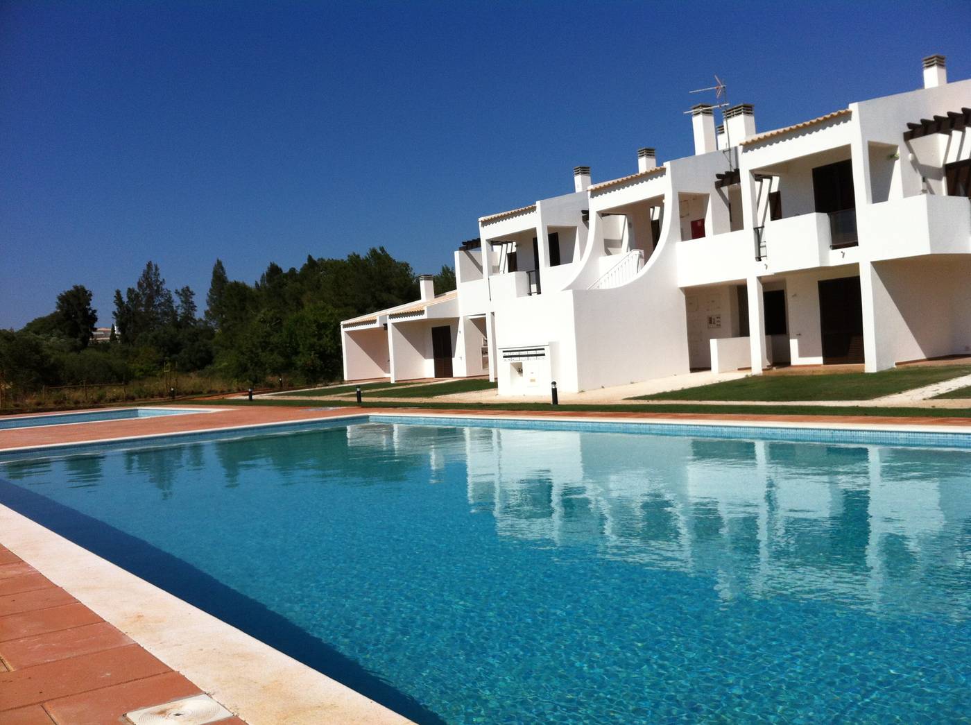 Alto-Fairways-Pool-2