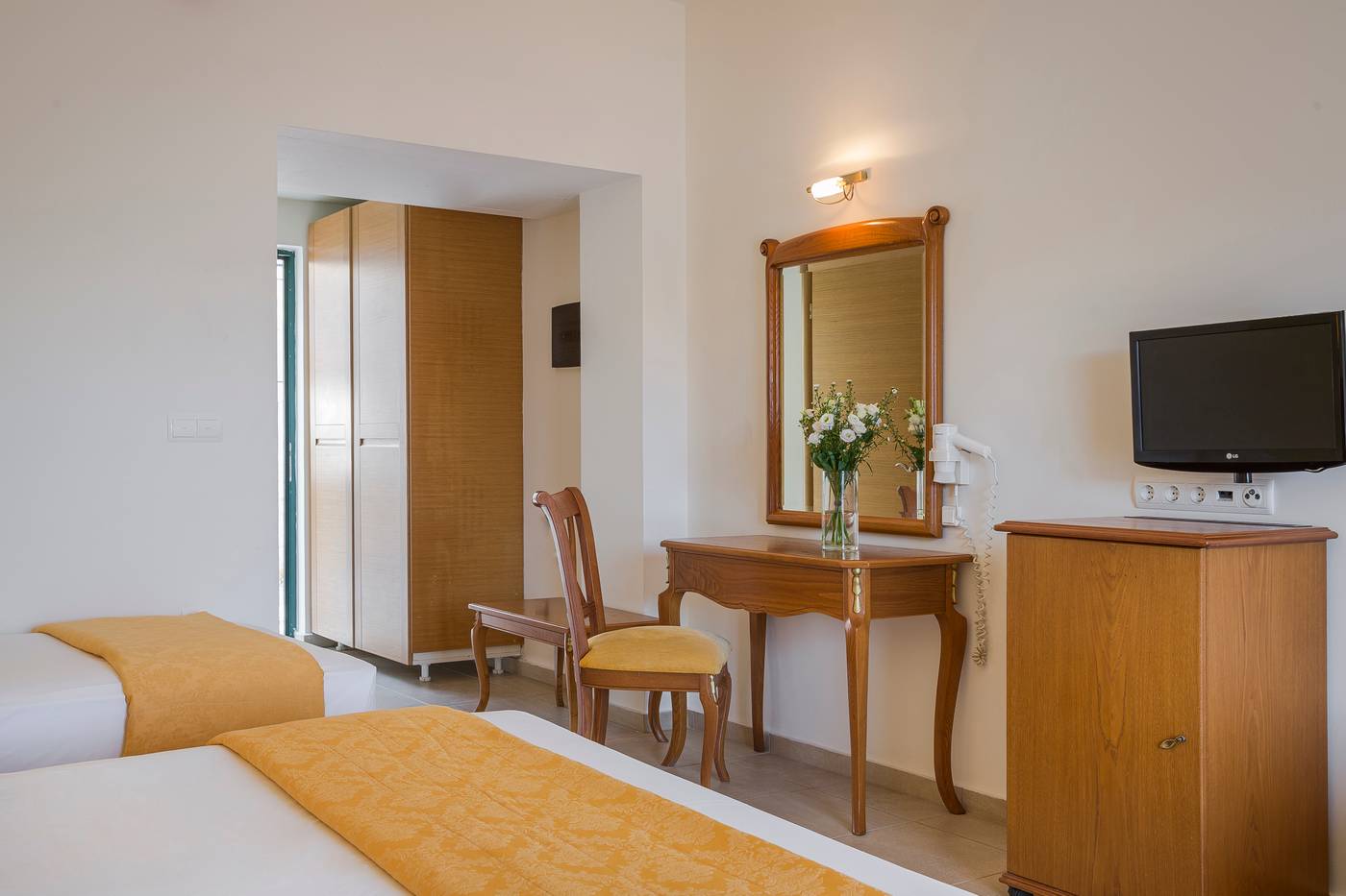 Kefalonia-Bay-Palace-Room-37