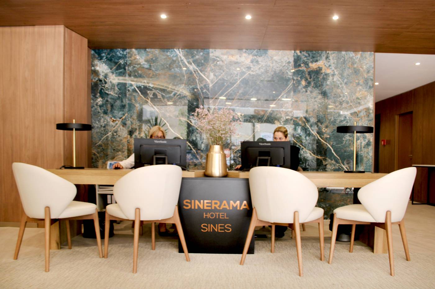 AP Sines || Costa Alentejana-Portugal-SINES-Lobby-4