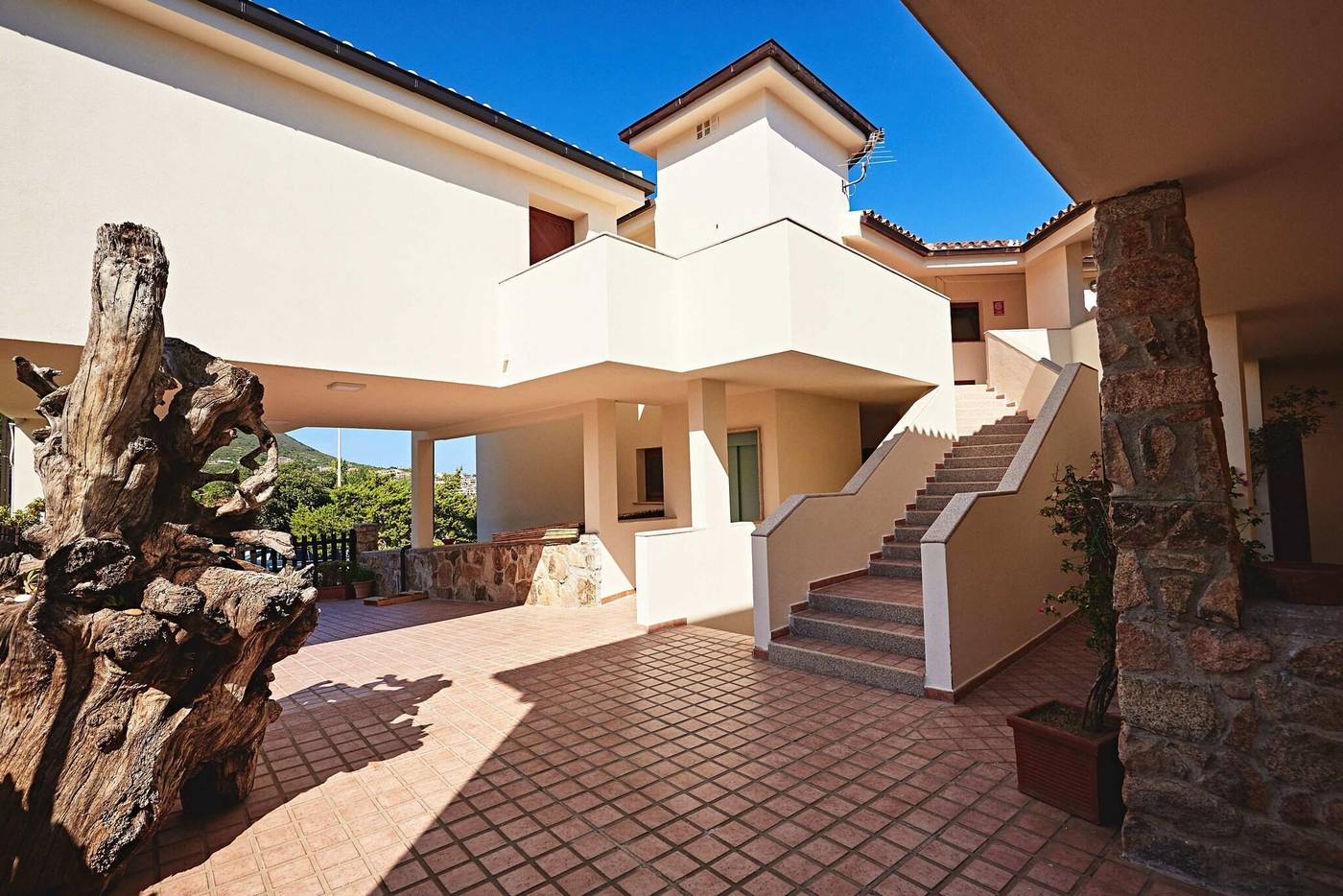 Parco-Blu-Club-Resort-Terrace-15