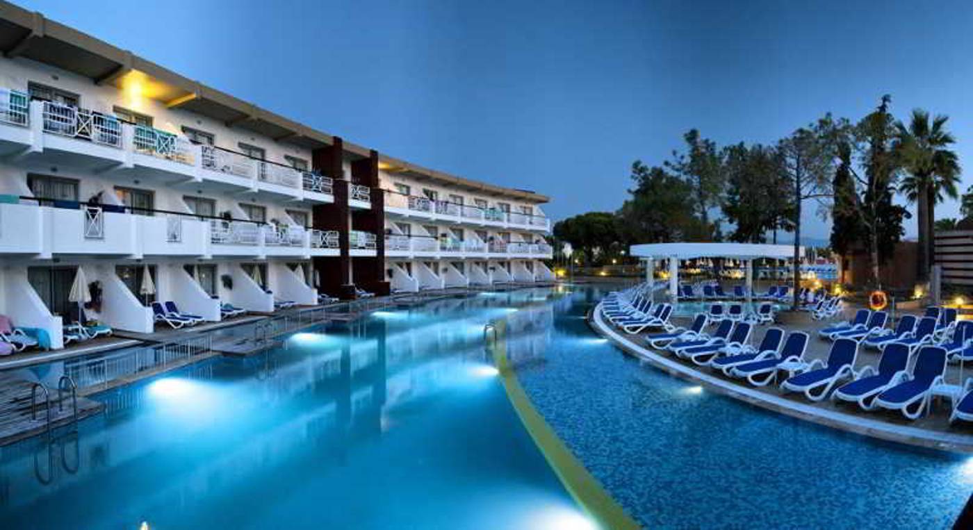 Ephesia-Holiday-Beach-Club-Pool-3