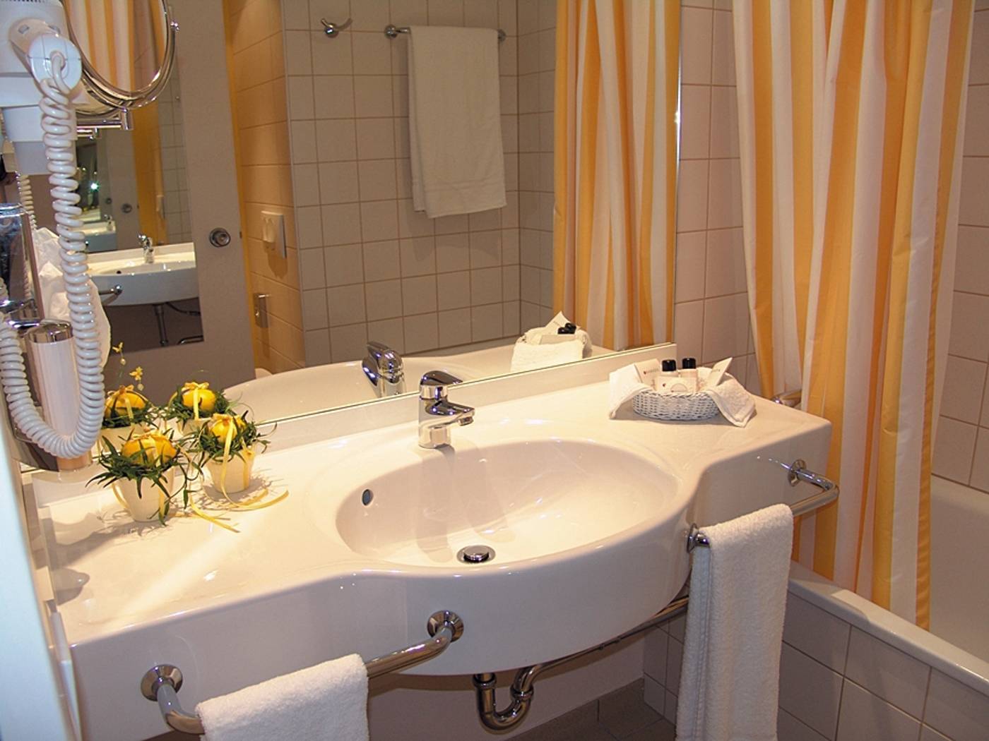 H+ Hotel Bochum-Germany-BOCHUM-General view-3