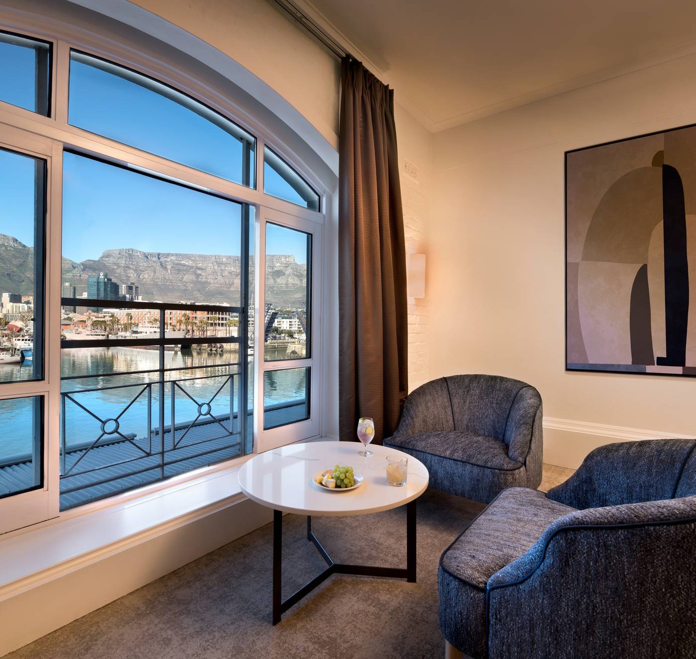 Victoria---Alfred-Hotel-by-Newmark-Room-5