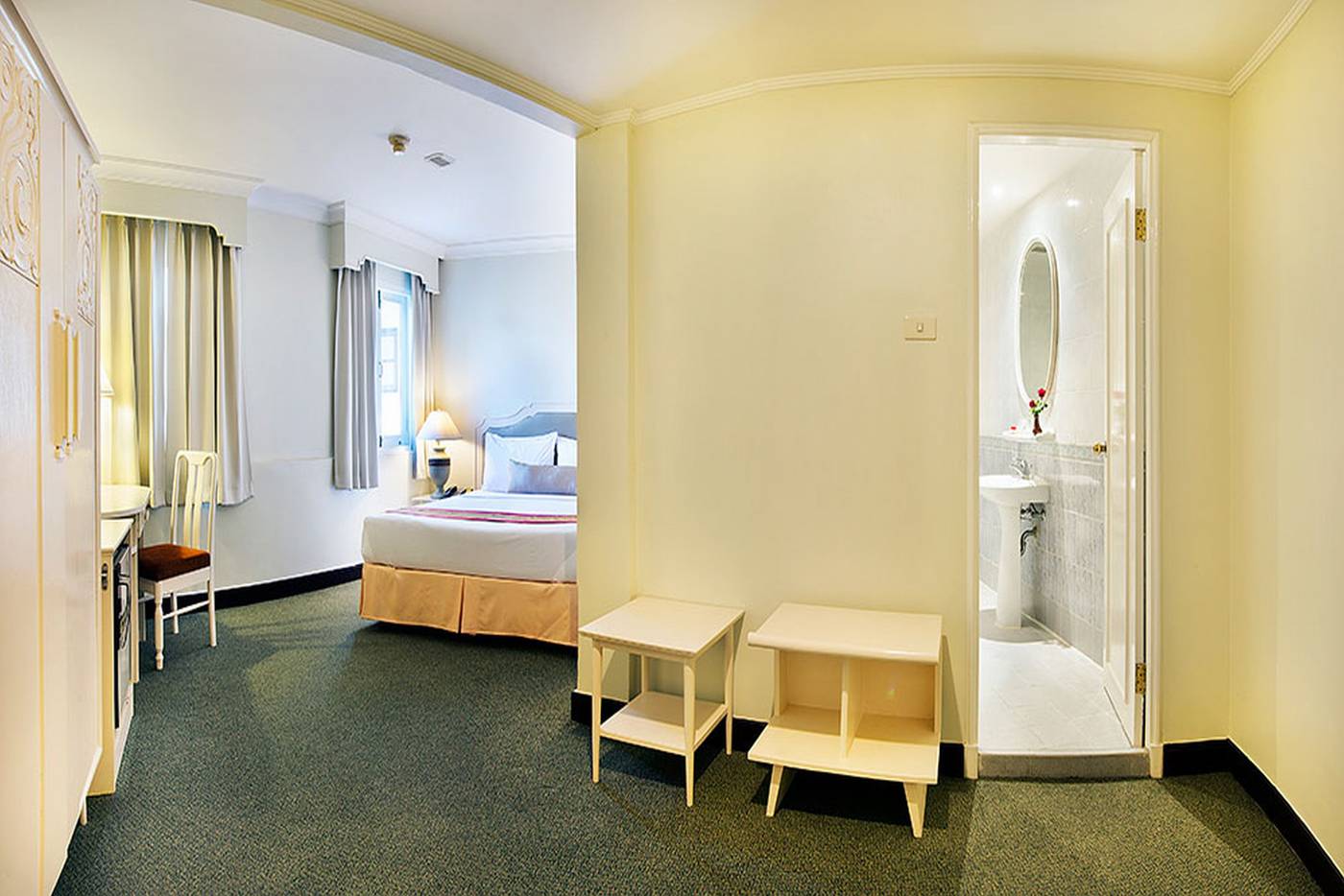 Royal-Rattanakosin-Hotel--SHA---Room-17