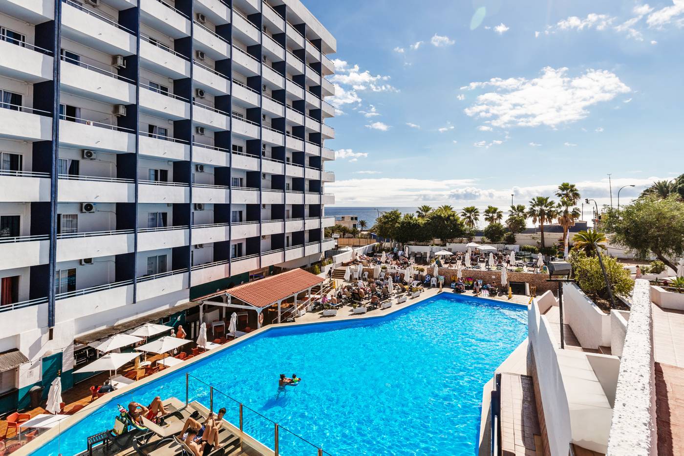 Catalonia-Punta-del-Rey-Pool-2