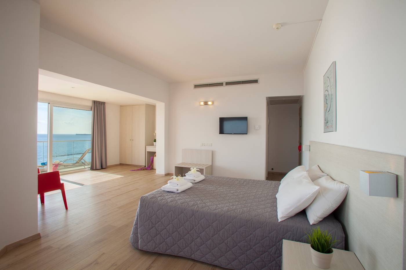 Harmony-Bay-Room-10
