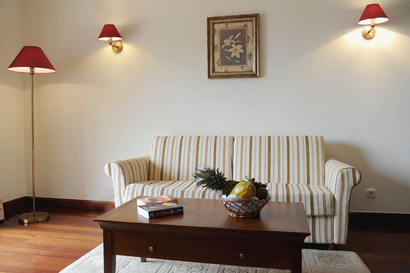 Ocean-Gardens-Room-33