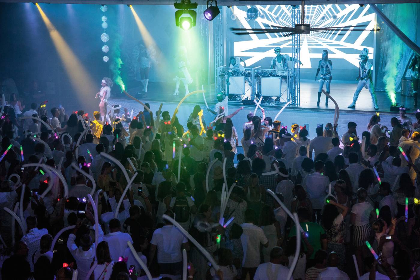 Riu-Yucatan-All-Inclusive-Sports-and-Entertainment-55